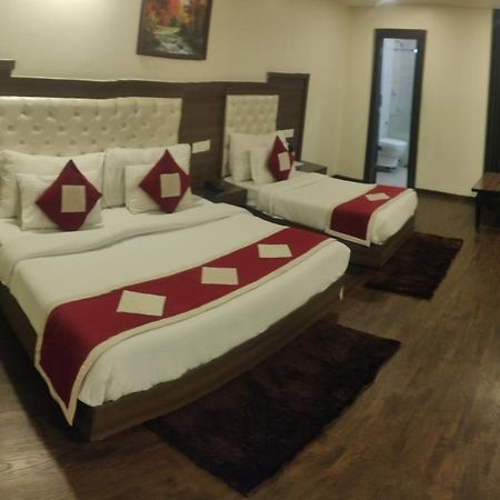 Hotel The Royal Krishna Katra  Luaran gambar