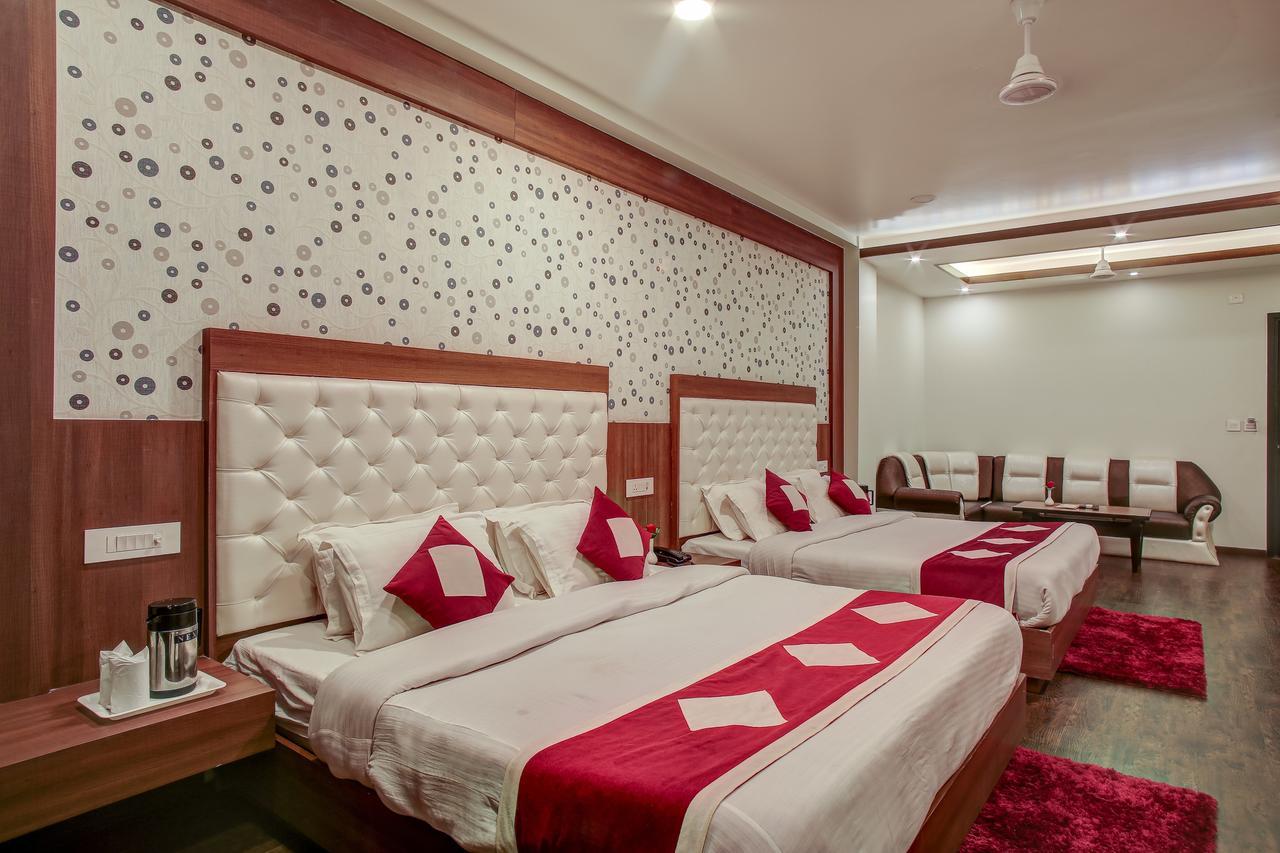 Hotel The Royal Krishna Katra  Luaran gambar